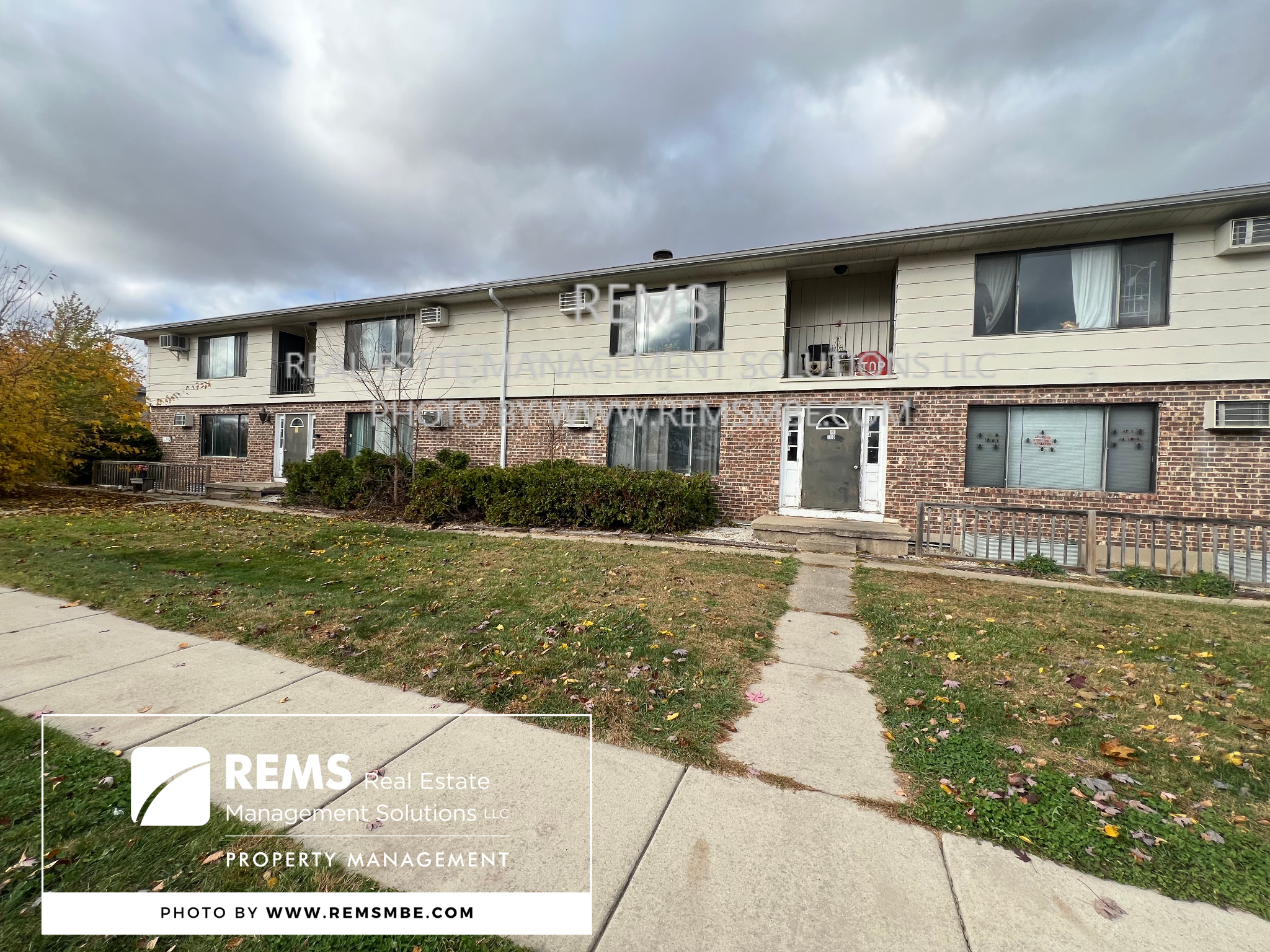 1110 Grand Avenue - 1
