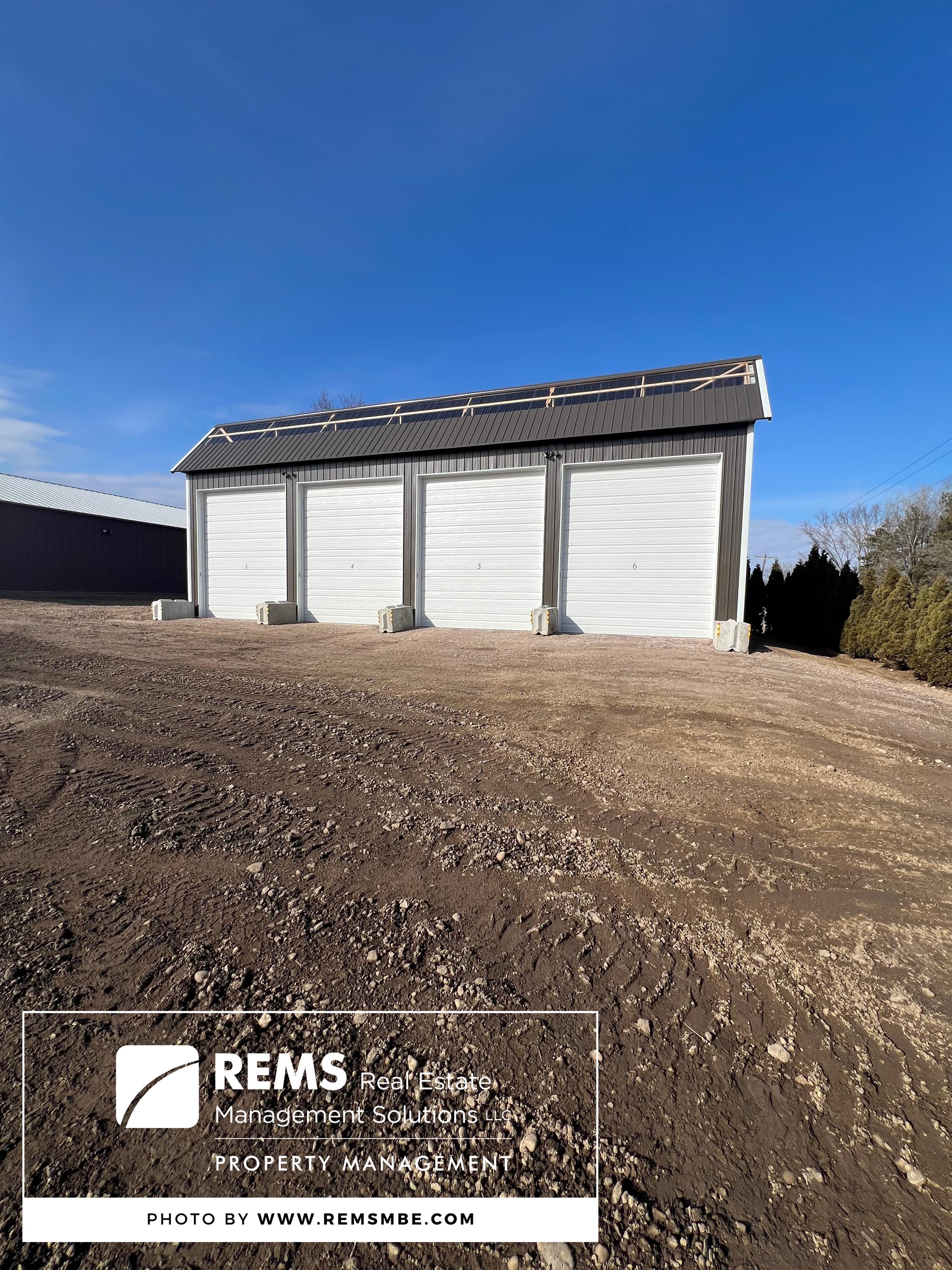 396 Baraboo Street - 1 - 14x40