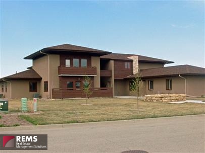 513 Jordan Way - 1