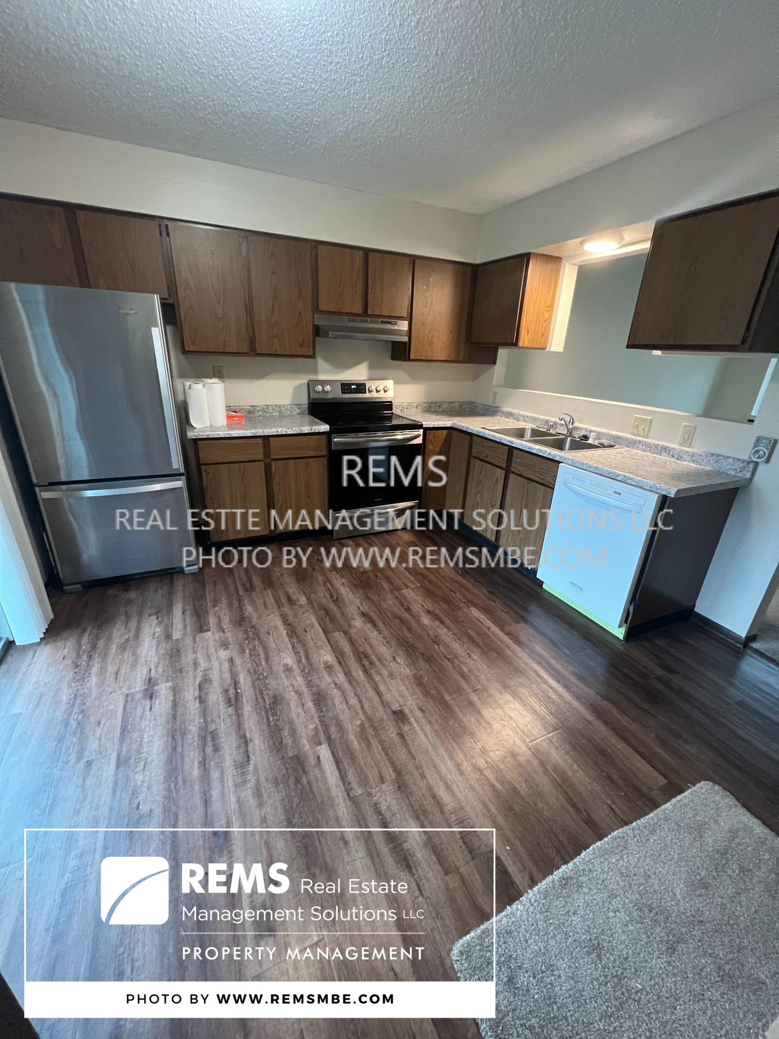 1400-1406 Tuttle St - 1404