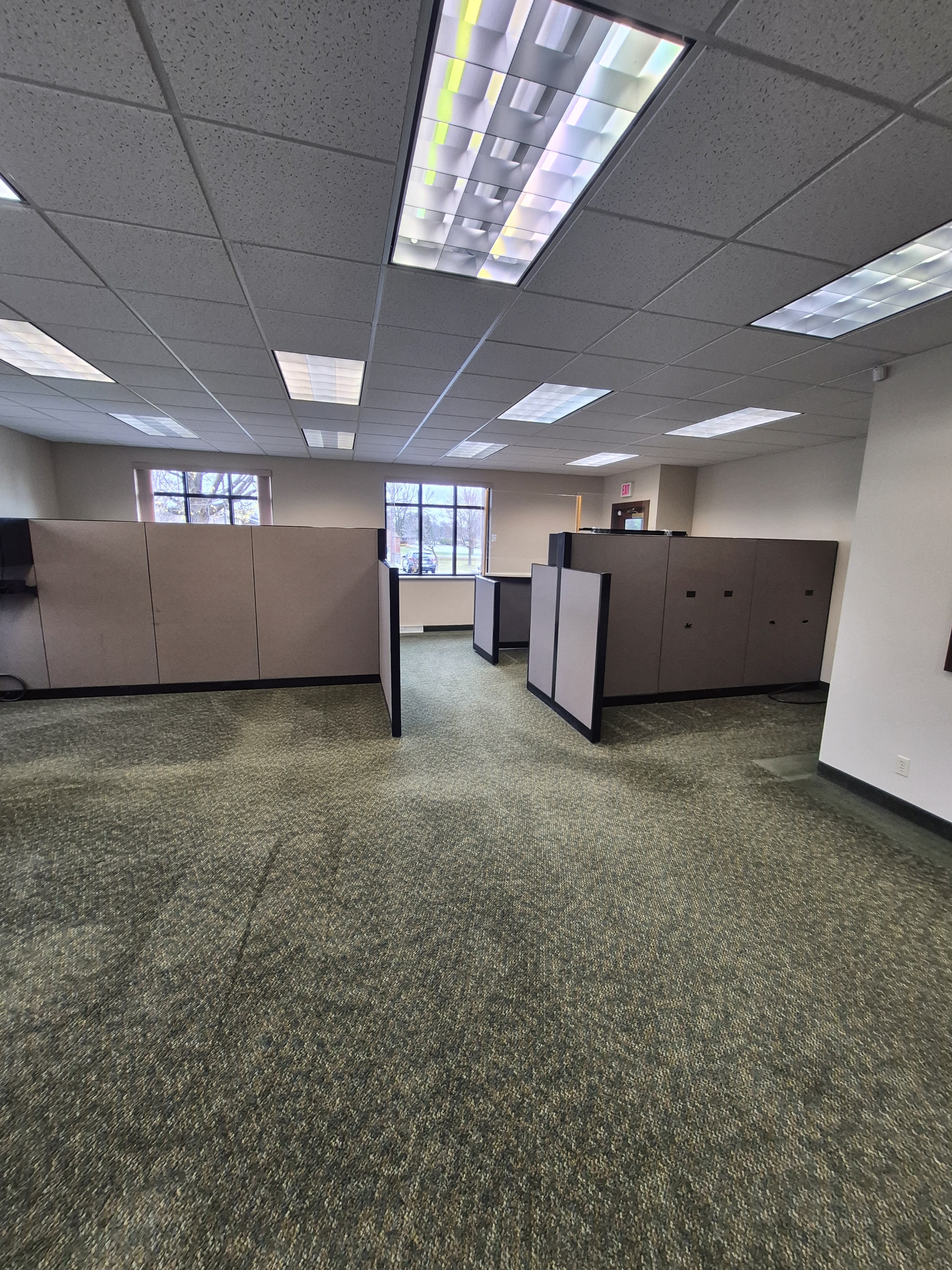 224706 Zinnia Drive  Commercial/Office Space